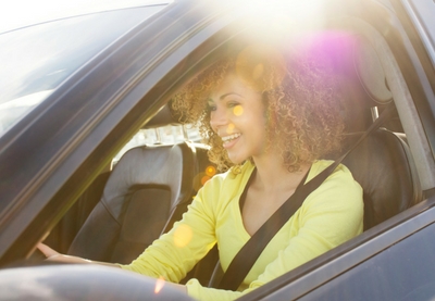 car_driving_mixed_race_woman_400